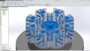 Screenshot SolidCAM Konstruktion Metallteil - Bohrungserkennung - SolidCAM Automatische Featureerkennung und -bearbeitung (AEFB)