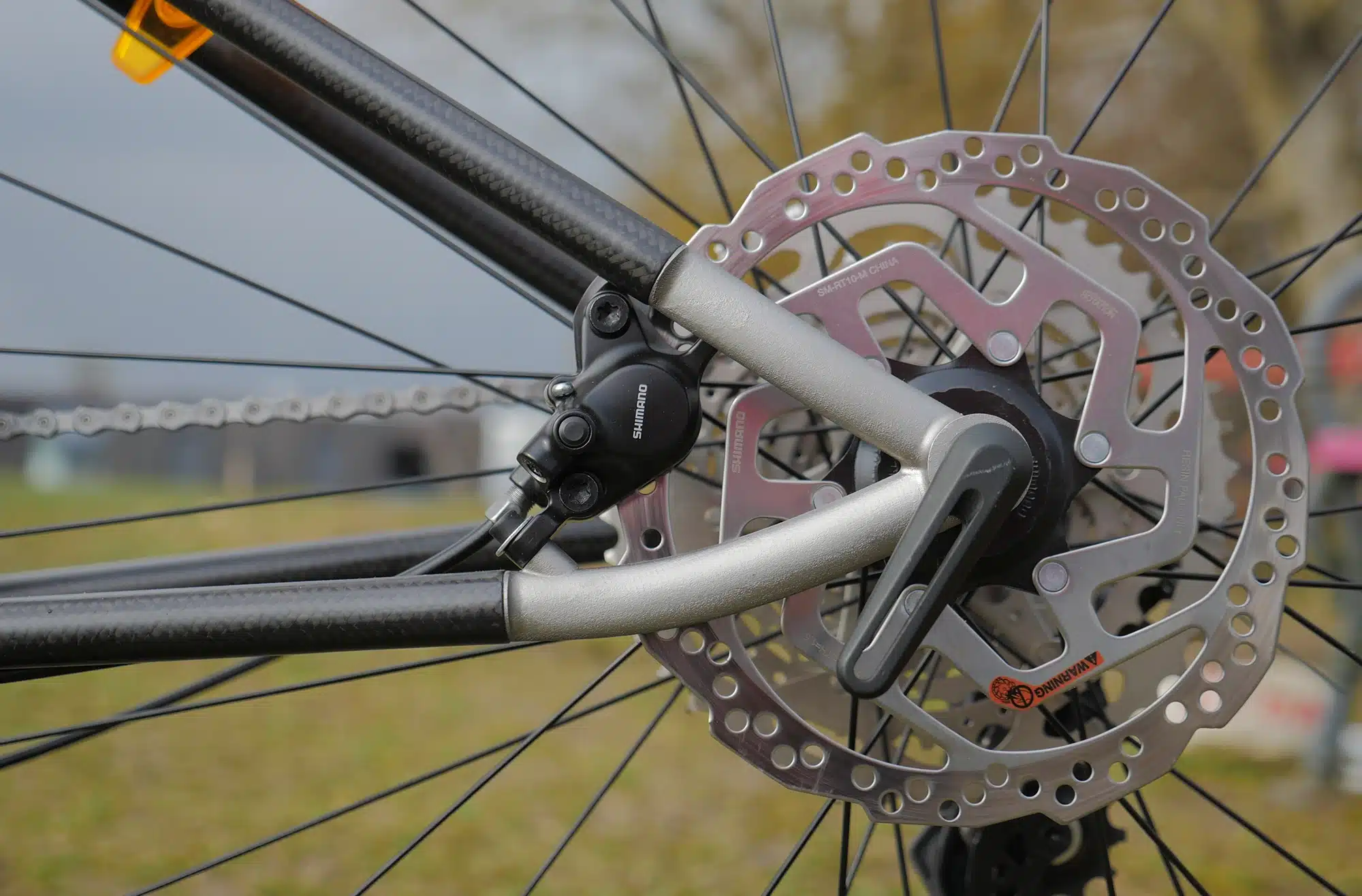 Fahrradrahmen Metall 3D-Druck Karbonrohre - Aufnahme Teil an fertigem Rad